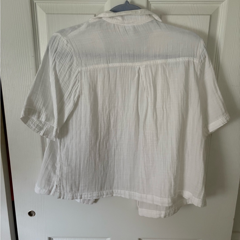 Old Navy White Blouse